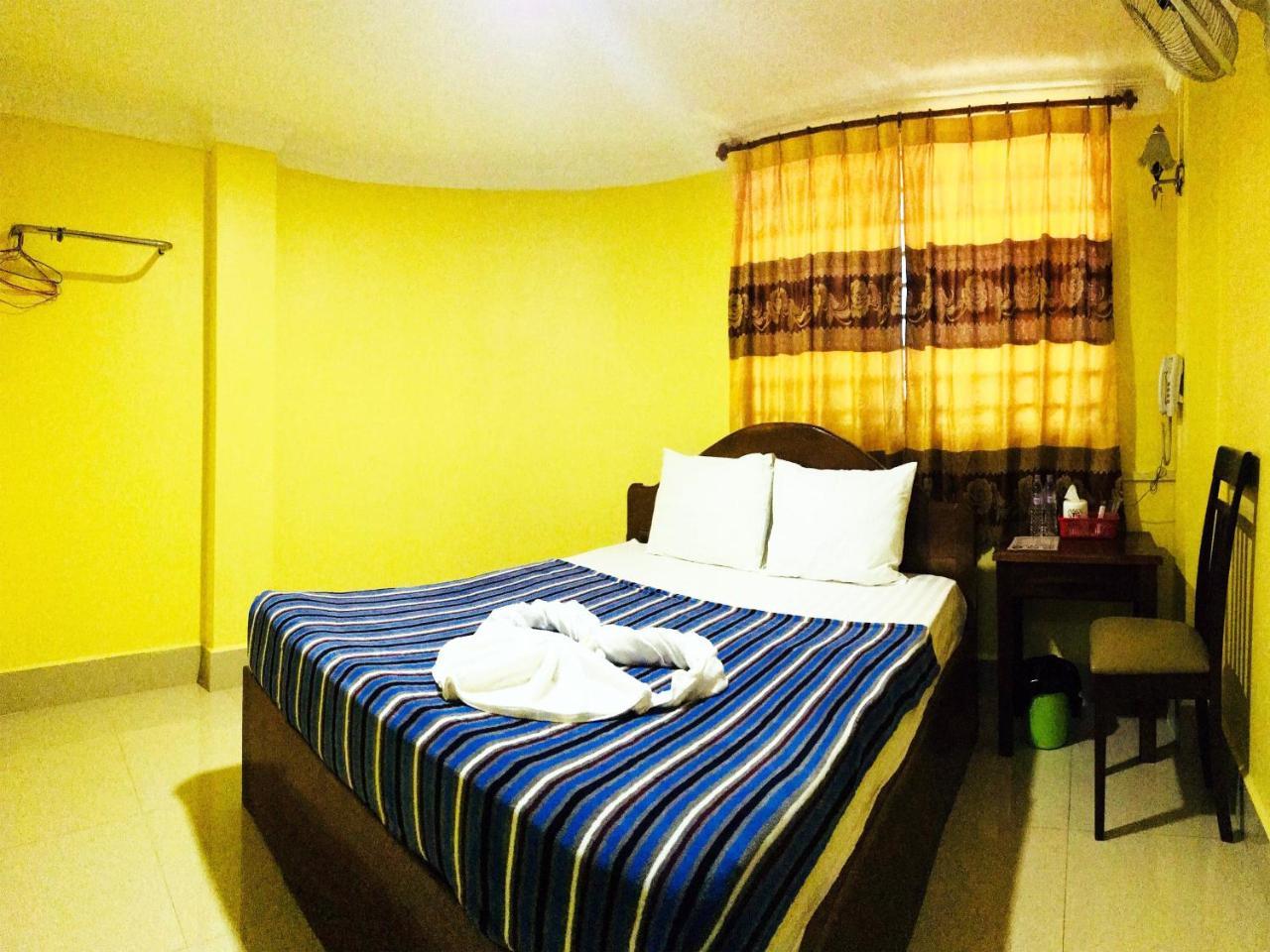 First Hotel Battambang Exterior foto